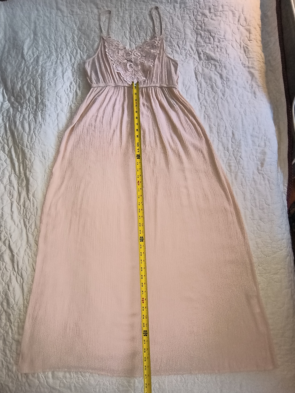Forever 21 Light Peach/Pink Lace-Trim Maxi Chemise - Picture 5 of 7